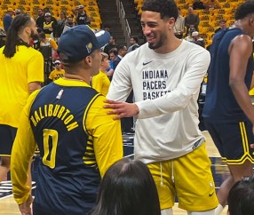 包含国际比赛日印第安纳步行者调整名单以备NBA季后赛，完成体检环节打磨，管理层满意，轮换策略成焦点的词条-九游VIP